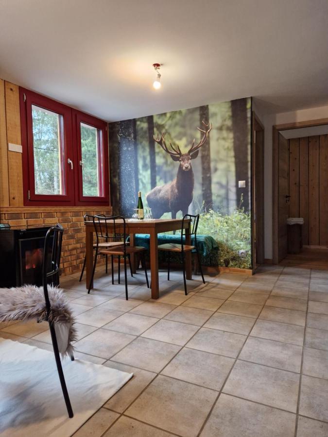 Chalet De La Foret 1 A 6 Pers Saint-Sauveur  Εξωτερικό φωτογραφία