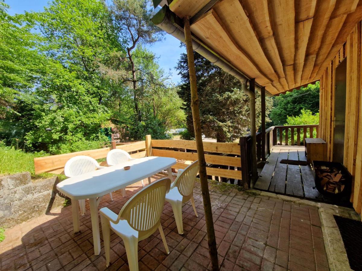 Chalet De La Foret 1 A 6 Pers Saint-Sauveur  Εξωτερικό φωτογραφία